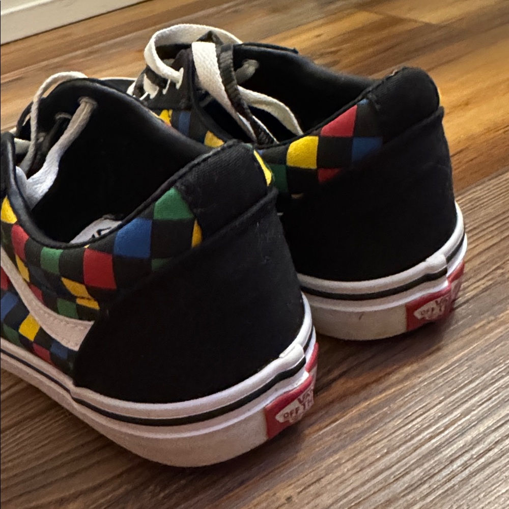 Vans Old Skool Rainbow Checkered Sneakers Youth 6.5 or women’s 8 - Picture 6 of 7